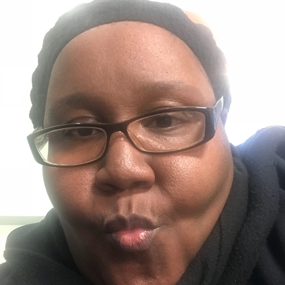 Meet your Posher, Latasha